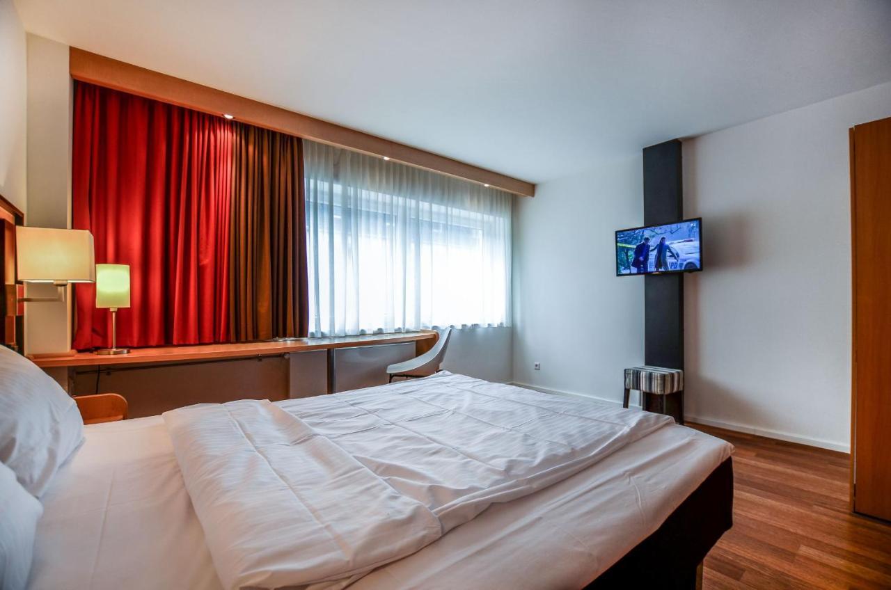 Stay Lev Hotel לברקוסן מראה חיצוני תמונה