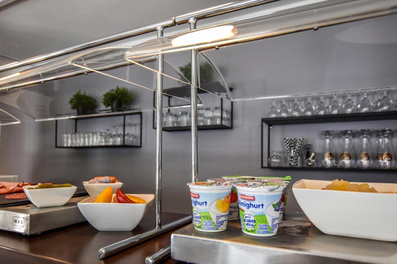 Stay Lev Hotel לברקוסן מראה חיצוני תמונה